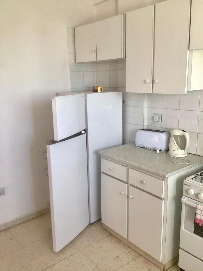King Philips Appartement Paphos Buitenkant foto